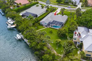 1714 Coconut Dr, Fort Pierce, FL 34949 - Photo 43