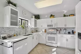 3249 Jog Park Dr, Greenacres, FL 33467 - Photo 15