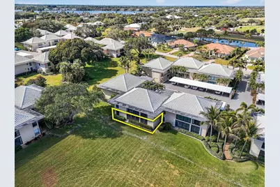 4 SE Turtle Creek Drive #B, Jupiter, FL 33469 - Photo 3
