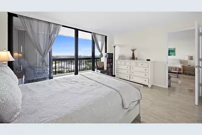 2425 Presidential Way #Ph2, West Palm Beach, FL 33401 - Photo 21