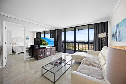 2425 Presidential Way #Ph2, West Palm Beach, FL 33401 - Photo 1