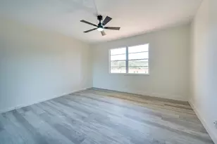 2303 Lucaya Ln, Pompano Beach, FL 33066 - Photo 9