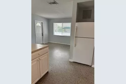 109 SW 3rd Street, Delray Beach, FL 33444 - Photo 9