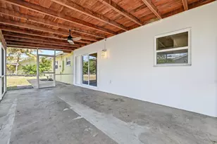 301 Wilma Cir, West Palm Beach, FL 33404 - Photo 19