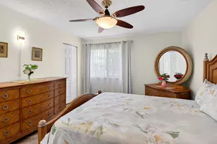 321 Knotty Pine Cir, Greenacres, FL 33463 - Photo 19