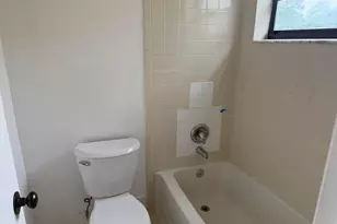 2541 NW 56th Ave, Lauderhill, FL 33313 - Photo 11