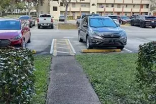 2900 Sunrise Lakes Dr W, Sunrise, FL 33322 - Photo 7