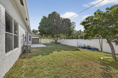 102 Brook Woode Court, Royal Palm Beach, FL 33411 - Photo 57