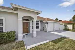 102 Brook Woode Ct, West Palm Beach, FL 33411 - Photo 3