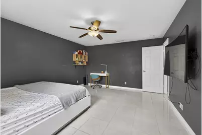 102 Brook Woode Court, Royal Palm Beach, FL 33411 - Photo 39