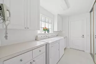 699 Hudson Bay Dr, Palm Beach Gardens, FL 33410 - Photo 3