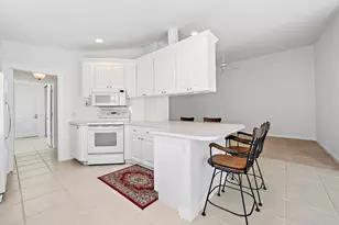 699 Hudson Bay Dr, Palm Beach Gardens, FL 33410 - Photo 7