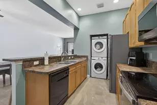 2520 NW 4th St, Boynton Beach, FL 33426 - Photo 15