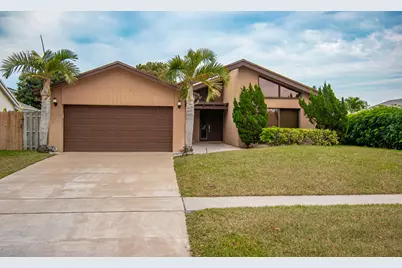 21566 Arbor Way, Boca Raton, FL 33433 - Photo 3