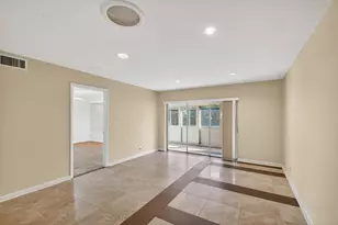 374 Bennington Ln, Lake Worth, FL 33467 - Photo 5