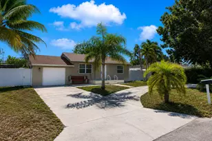 3914 Serubi Ave, Palm Springs, FL 33461 - Photo 3