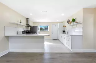 3914 Serubi Ave, Palm Springs, FL 33461 - Photo 7