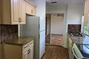 6622 Via Regina, Boca Raton, FL 33433 - Photo 3