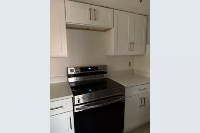 1560 SE Royal Green Circle #201, Port Saint Lucie, FL 34952 - Photo 3