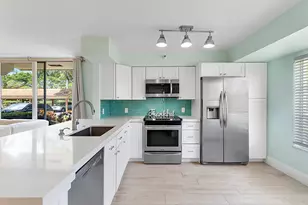 123 Yacht Club Way, Hypoluxo, FL 33462 - Photo 9