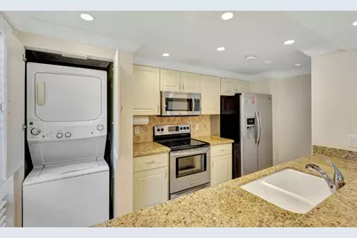 601 Brackenwood Cove, Palm Beach Gardens, FL 33418 - Photo 13