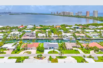 1170 Fairview Lane, Singer Island, FL 33404 - Photo 5