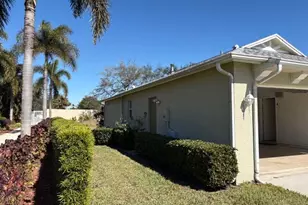 304 SW North Shore Blvd N, Port Saint Lucie, FL 34986 - Photo 3