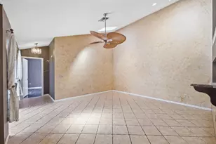 1205 Periwinkle Pl, Wellington, FL 33414 - Photo 9