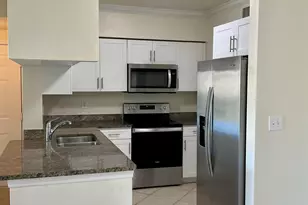 6530 Emerald Dunes Dr, West Palm Beach, FL 33411 - Photo 5