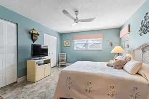 2950 SE Ocean Blvd, Stuart, FL 34996 - Photo 13