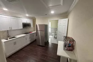 1257 SE Airoso Blvd, Port Saint Lucie, FL 34983 - Photo 7