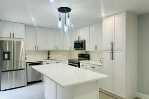 403 4th Ln Ln, Palm Beach Gardens, FL 33418 - Photo 17