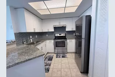 4175 N Haverhill #918, West Palm Beach, FL 33417 - Photo 3