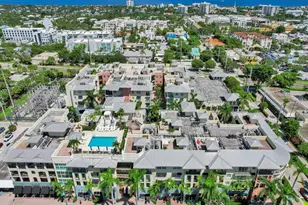 225 NE 1st St, Delray Beach, FL 33444 - Photo 1