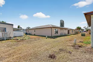 7 Aragon Ln, Port Saint Lucie, FL 34952 - Photo 35