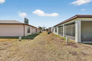 7 Aragon Ln, Port Saint Lucie, FL 34952 - Photo 33