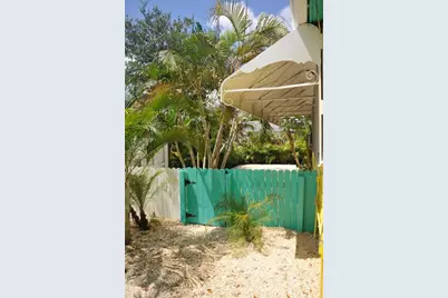 517 7th Avenue N, Lake Worth Beach, FL 33460 - Photo 13