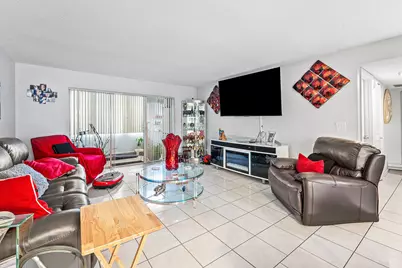 725 Lori Drive, 101, Palm Springs, FL 33461 - Photo 1