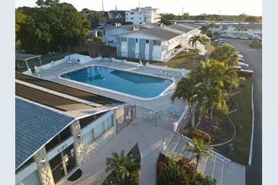 2004 Lake Osborne Drive #17, Lake Worth, FL 33461 - Photo 3