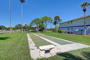 1538 SE Royal Green Cir, Port Saint Lucie, FL 34952 - Photo 31