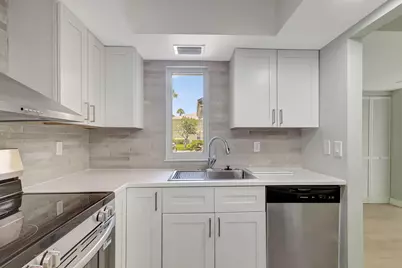 1538 SE Royal Green Circle #102, Port Saint Lucie, FL 34952 - Photo 9