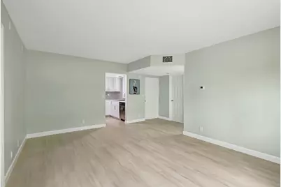1538 SE Royal Green Circle #102, Port Saint Lucie, FL 34952 - Photo 9
