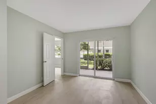 1538 SE Royal Green Cir, Port Saint Lucie, FL 34952 - Photo 19
