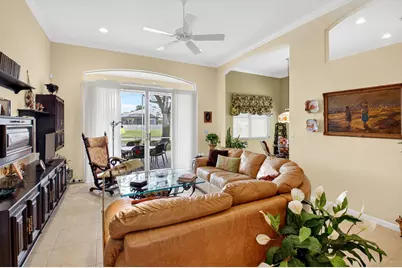 7063 Demedici Circle, Delray Beach, FL 33446 - Photo 11