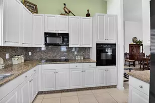 7063 Demedici Cir, Delray Beach, FL 33446 - Photo 19