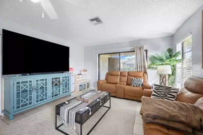 197 SE 1st Circle #15b, Boynton Beach, FL 33435 - Photo 3