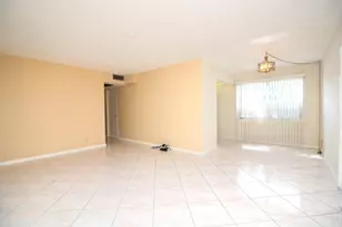 434 Fanshaw K, Boca Raton, FL 33434 - Photo 3