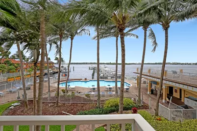 149 Harbors Way, Boynton Beach, FL 33435 - Photo 13