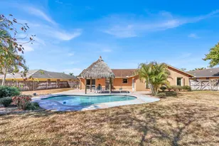 105 Sunflower Cir, West Palm Beach, FL 33411 - Photo 39