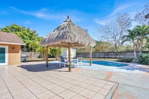 105 Sunflower Cir, West Palm Beach, FL 33411 - Photo 31